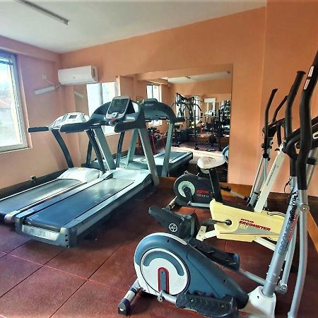 Auberge de jeunesse Хотел Дунав Свищов Extérieur photo