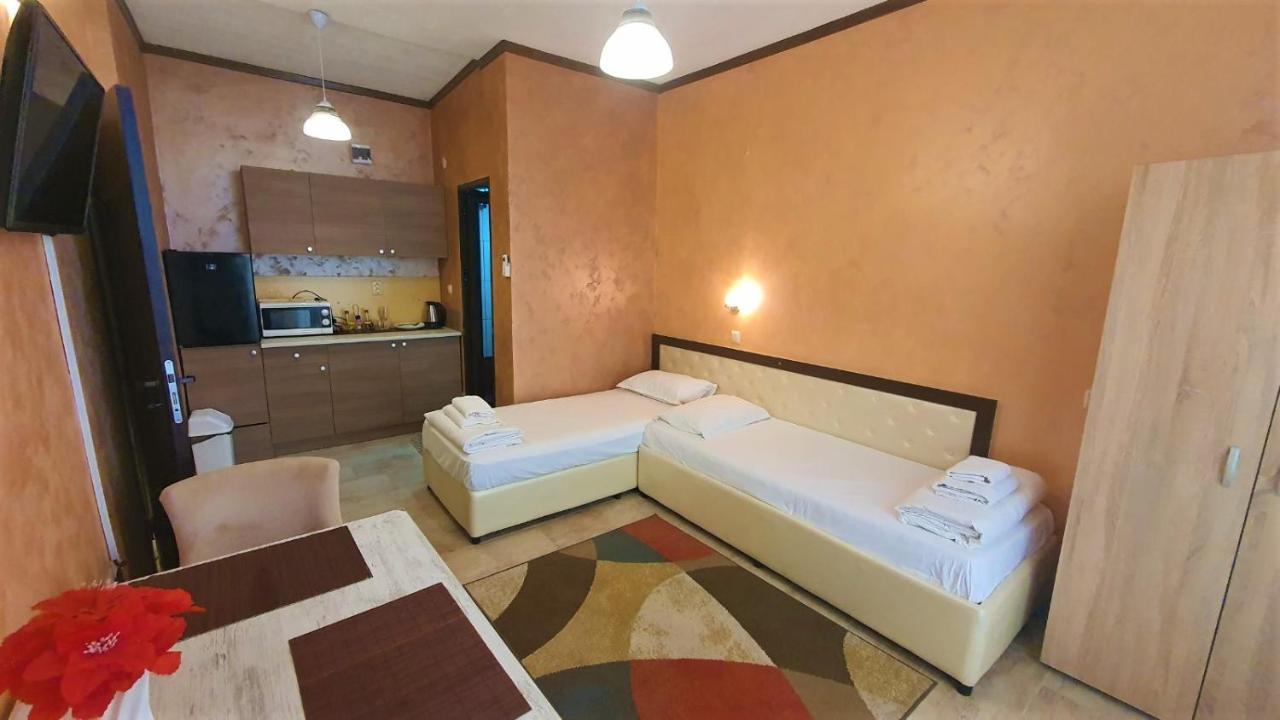 Auberge de jeunesse Хотел Дунав Свищов Extérieur photo